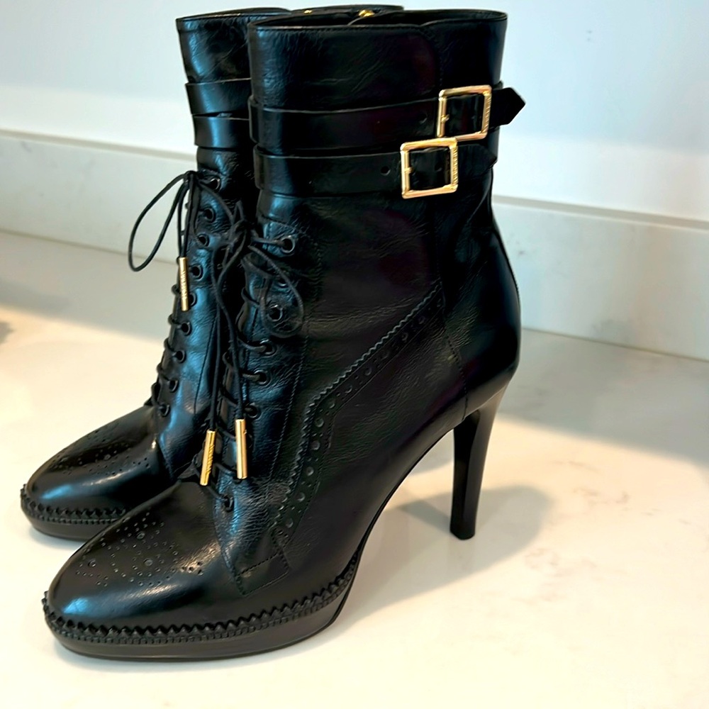 Burberry Black Leather Brogue Lace Up Ankle Boots